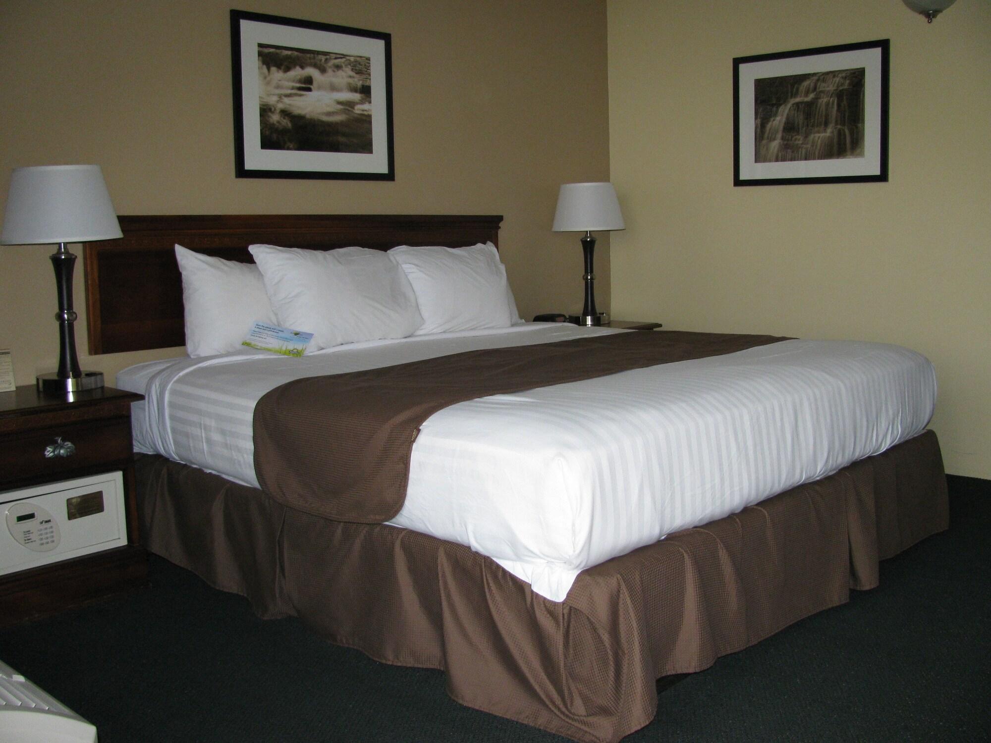 Quality Inn & Suites Vandalia Near I-70 And Hwy 51 מראה חיצוני תמונה
